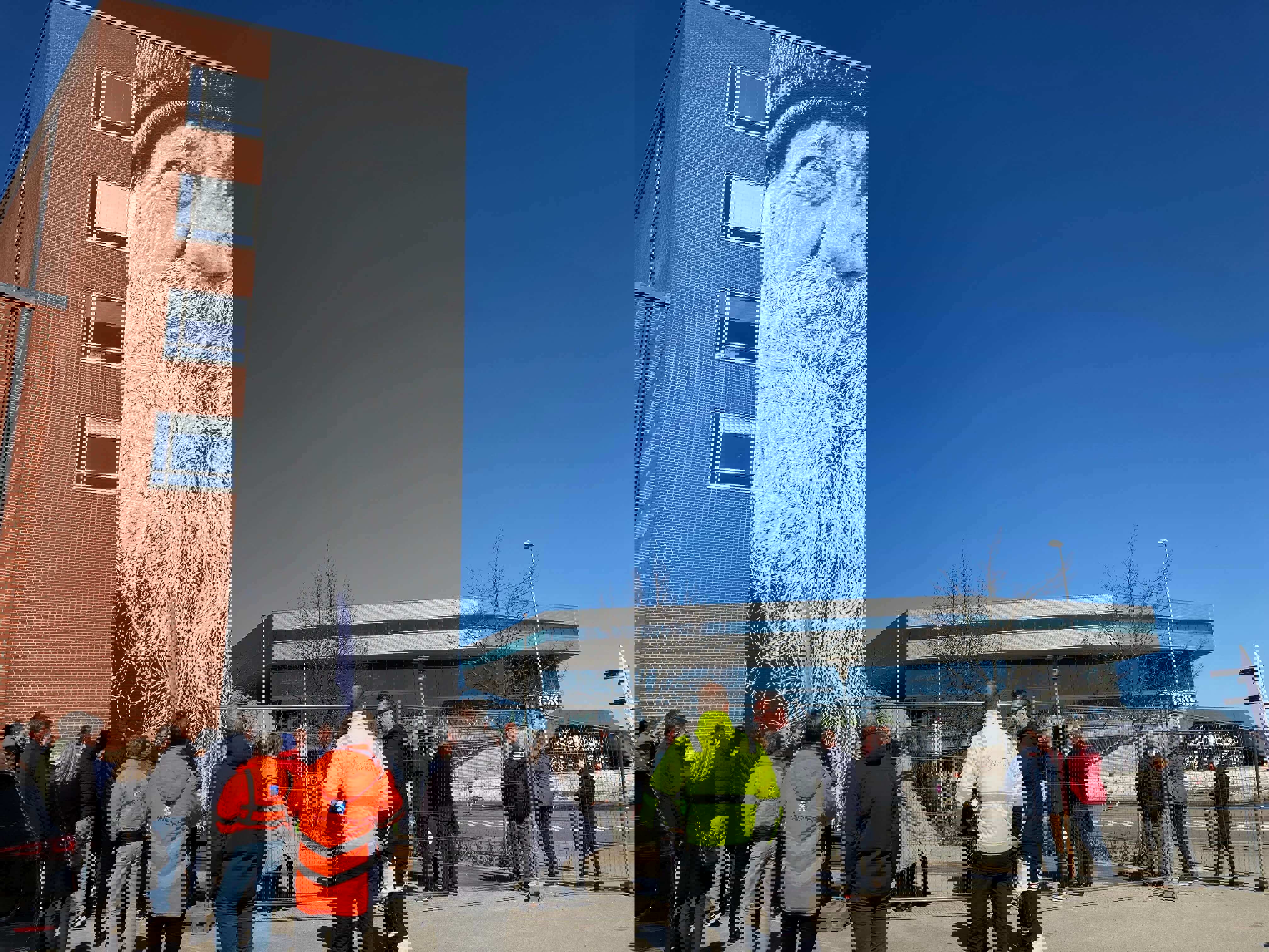 Stort gavlmaleri afsløret på Mindet 2