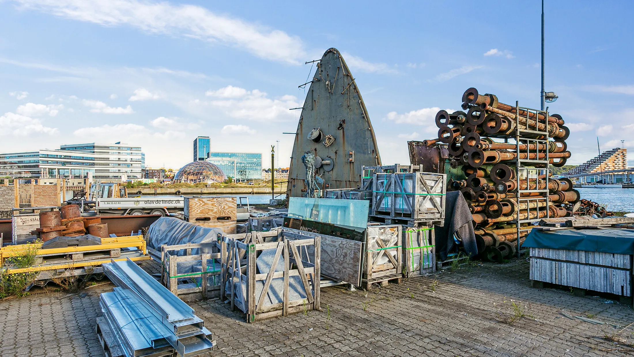 Olav de Linde genbrugslager på Balticagade på Aarhus Havn