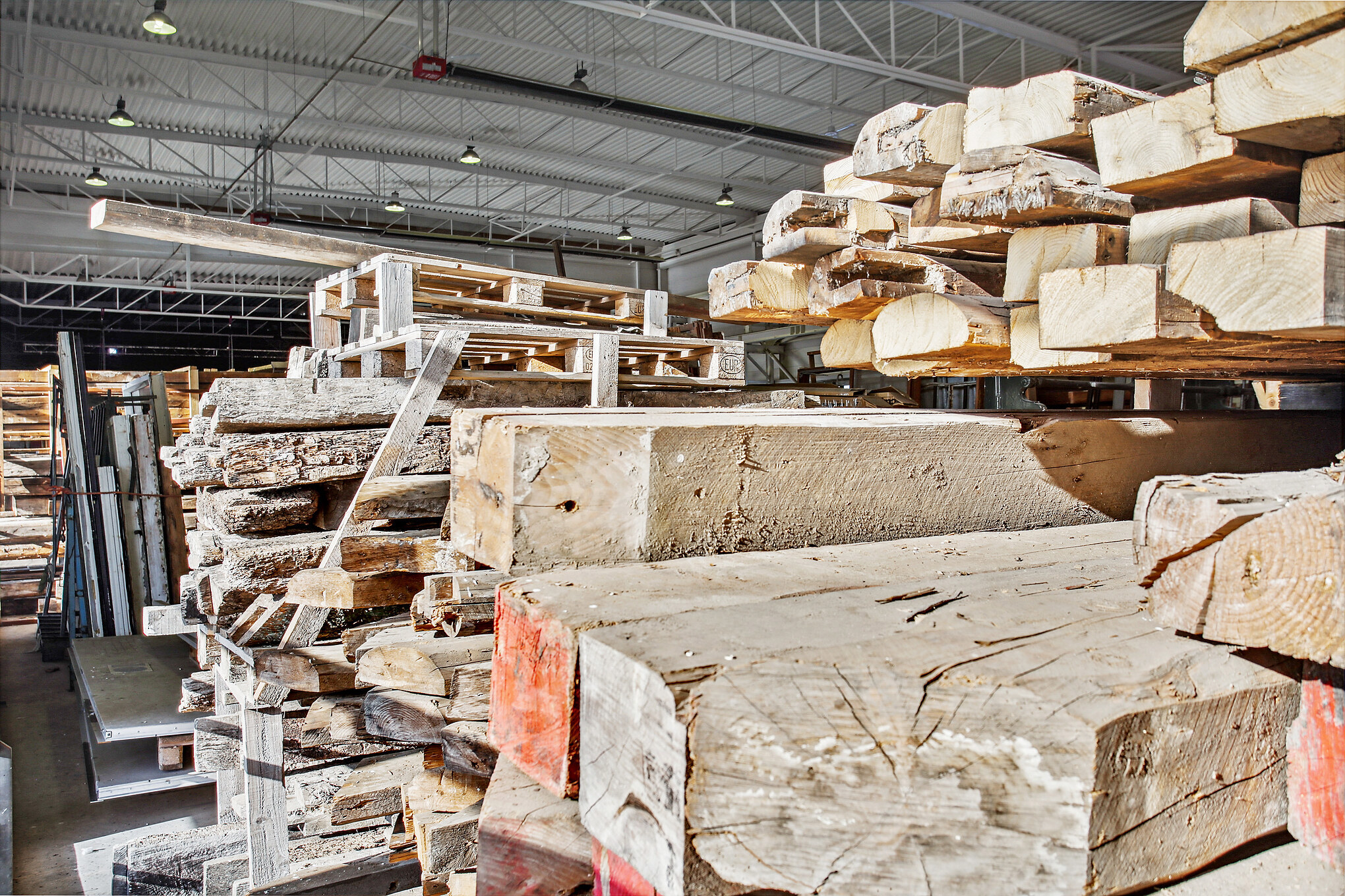 Olav de Linde genbrugslager på Balticagade på Aarhus Havn 2022