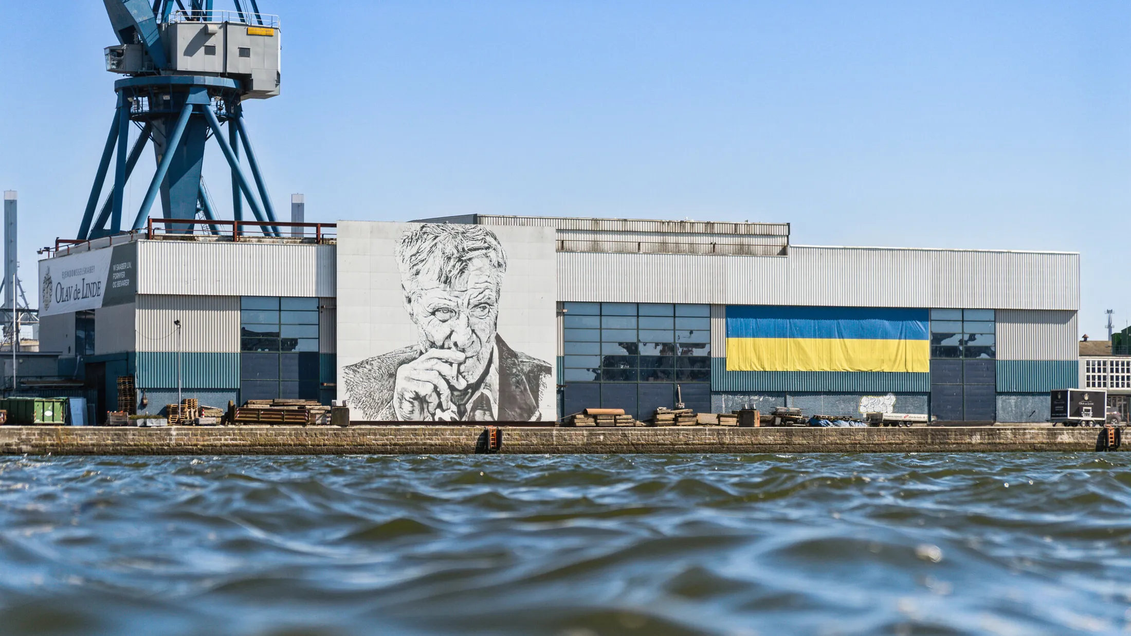 Kunst på facaden af Balticagde Mellemarrmen på Aarhus Havn