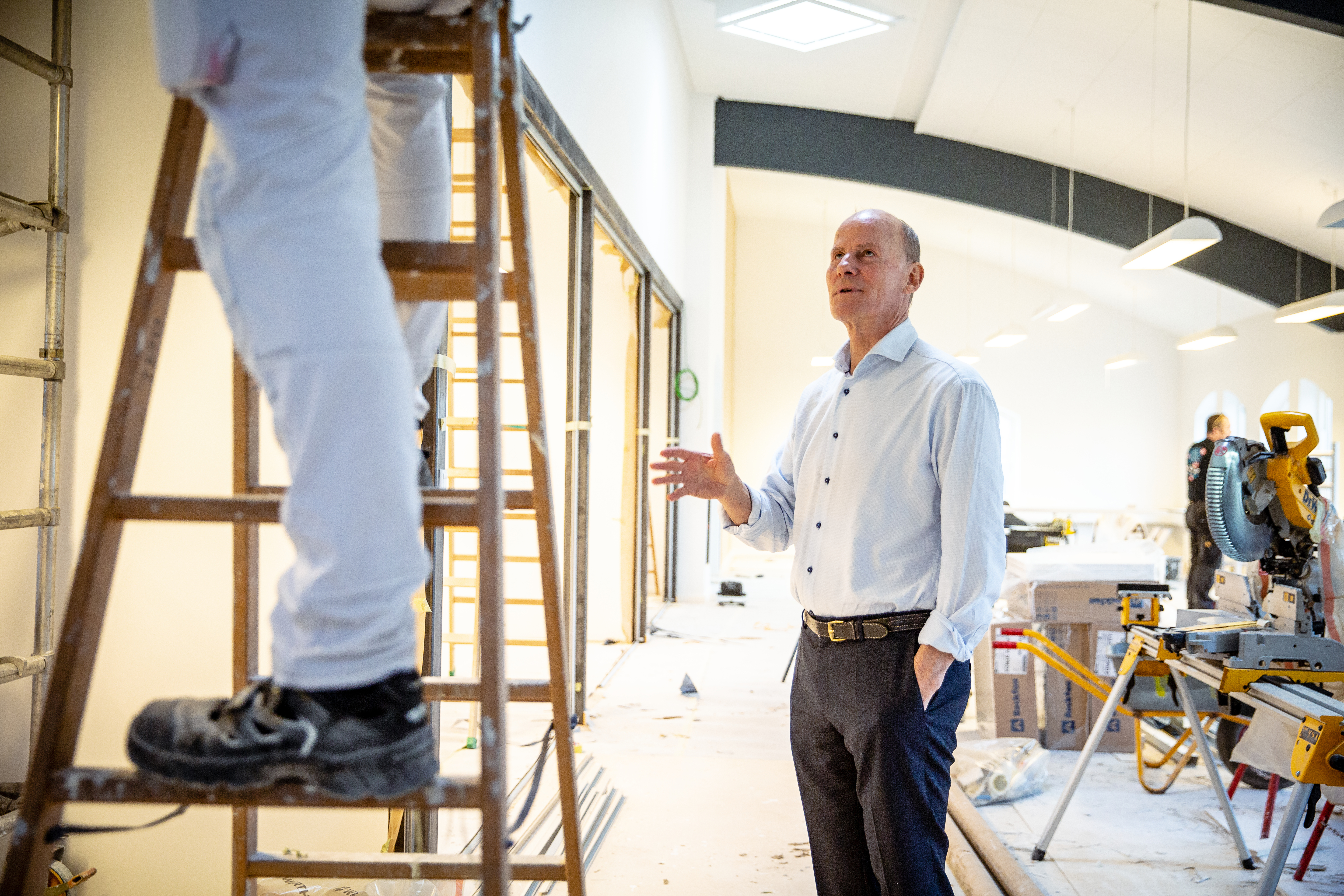 Portræt af Olav de Linde af Jesper Balleby 2022