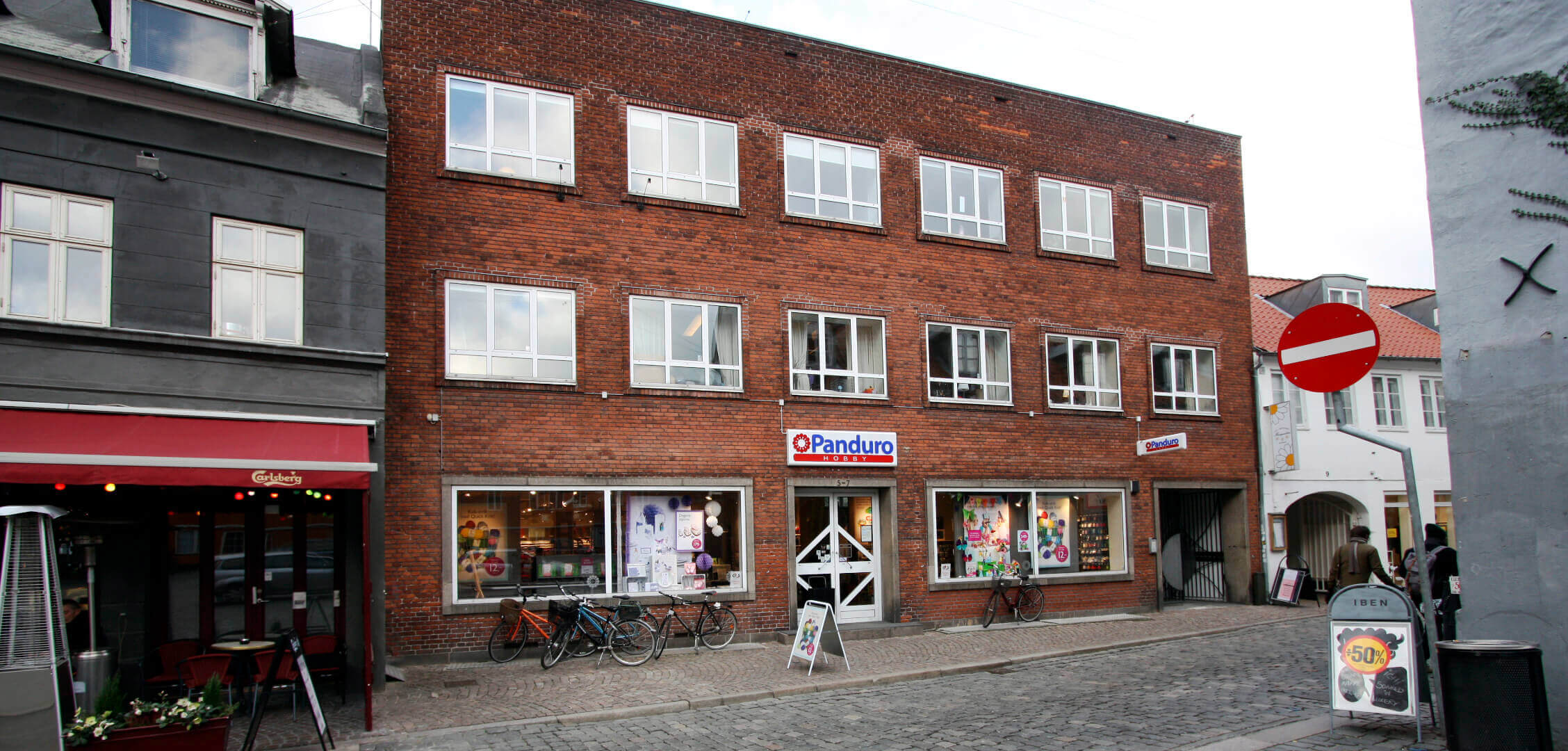 Facade på Panduro Hobby i Badestuegade 7 i Aarhus